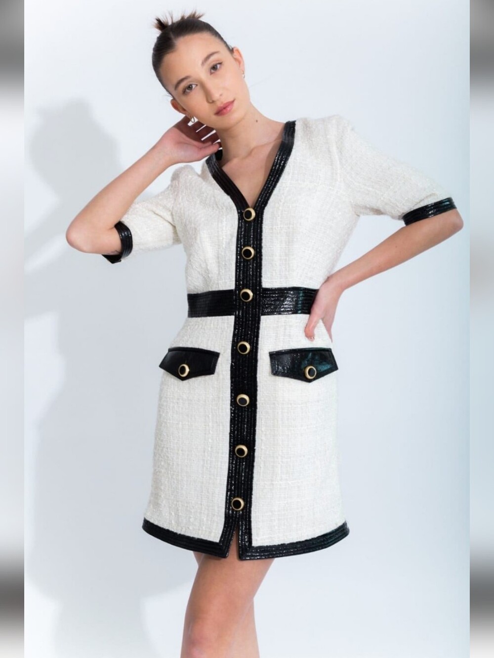 Veronica Beard Simona Tweed Mini Dress Size 6 Black Trim Gold Buttons NWOT